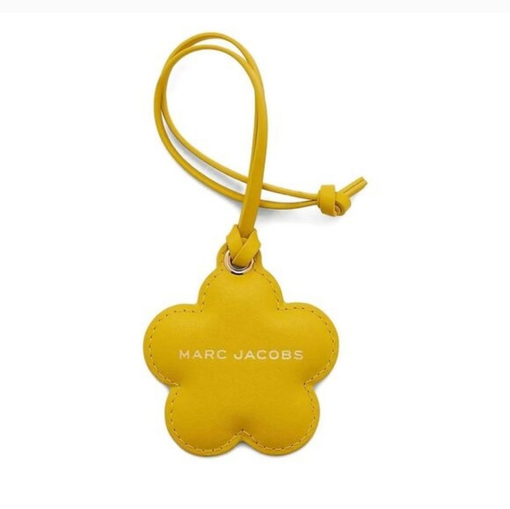 Marc JacobsThe Daisy Mirror Bag Charm Yellow New
